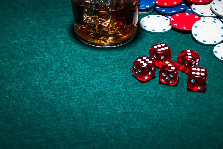 Tampilan antarmuka Joker Gaming di aplikasi mobile slot858 menampilkan pilihan slot dan live dealer